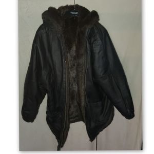 Vintage Middlebrook Park black leather and fur reversible woman's jacket heavy